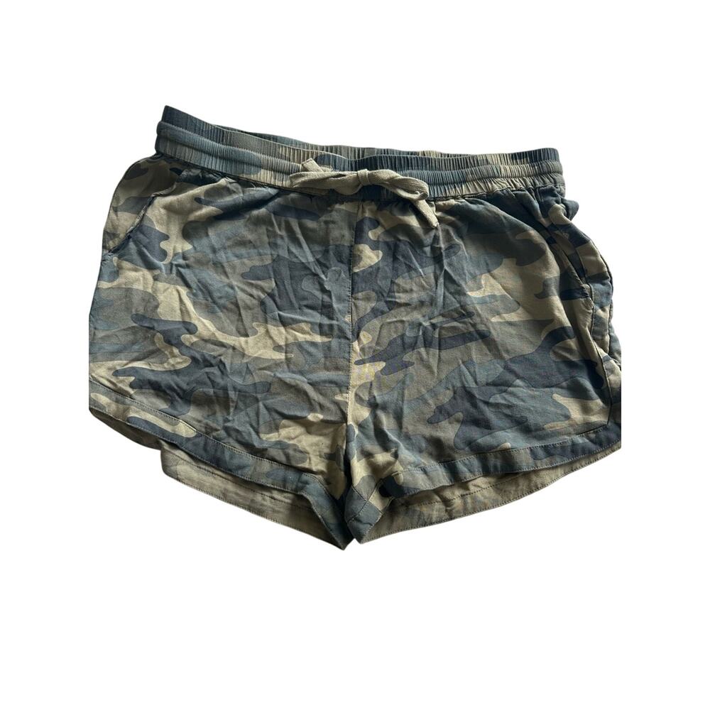Z Supply Women’s Lala Olive Green Camo Elastic Waist Shorts Size M